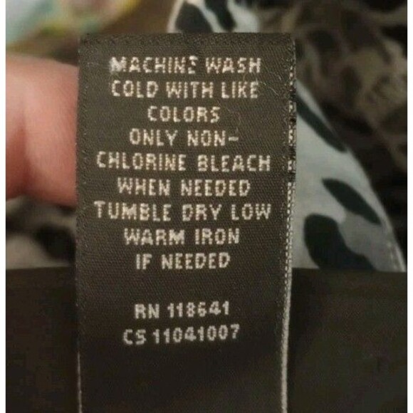 LANE BRYANT Blouse Cheetah Print Black‎ Gray Size 26/28 - Picture 4 of 4